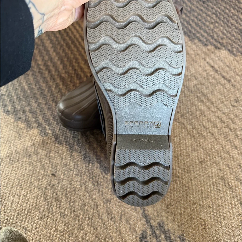 Sperry Navy and Chocolate Duck Boots - Picture 3 of 7